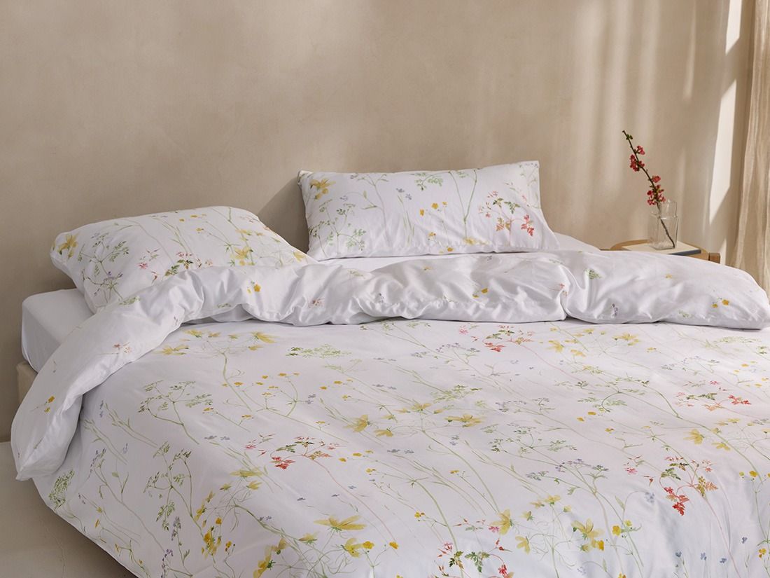 Dekbedovertrek katoensatijn wild flowers